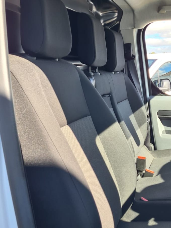 2025 Vauxhall Vivaro