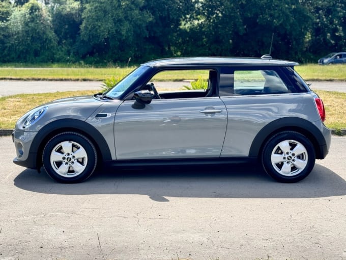 2024 Mini Hatch Cooper