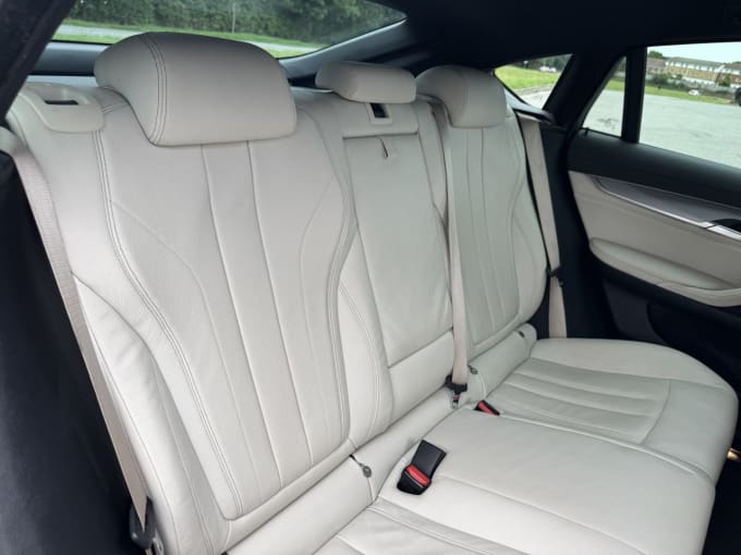 2025 BMW X6