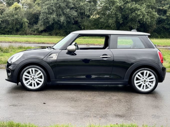 2024 Mini Hatch