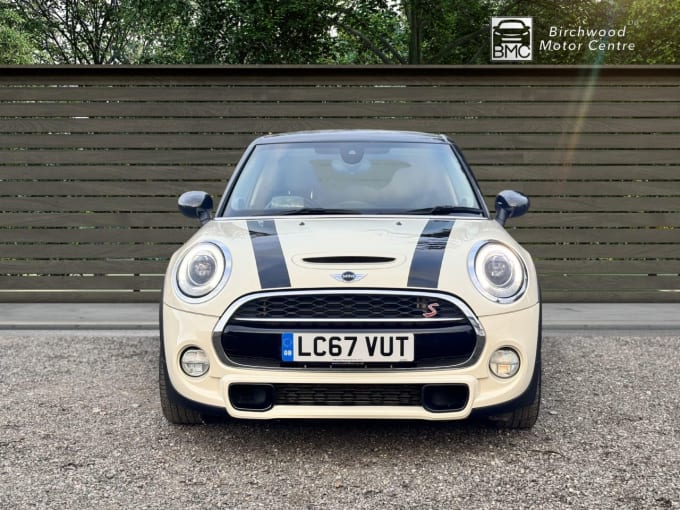 2025 Mini Hatch