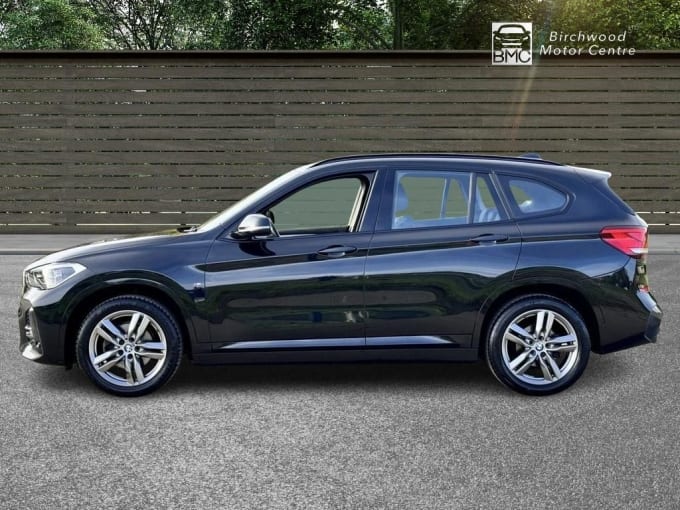 2025 BMW X1