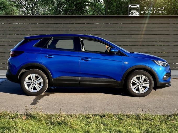 2025 Vauxhall Grandland X