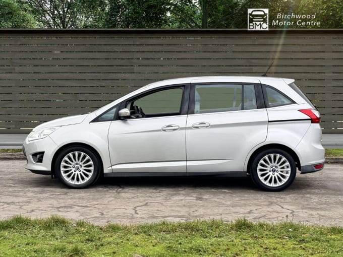 2025 Ford Grand C-max