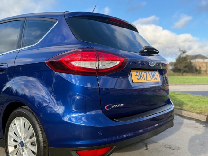 2025 Ford C-max