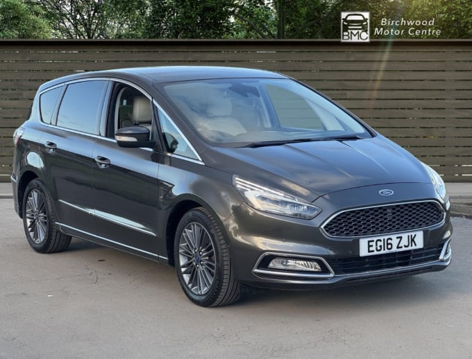 2025 Ford S-max