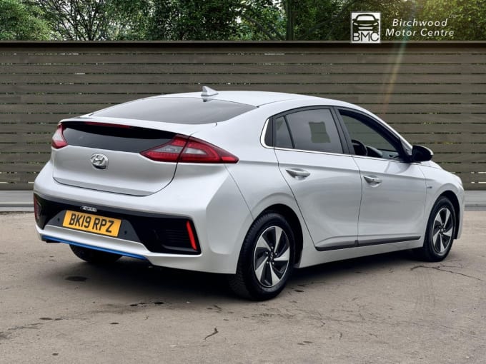 2025 Hyundai Ioniq