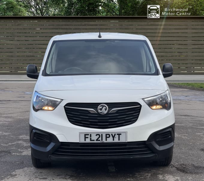 2025 Vauxhall Combo