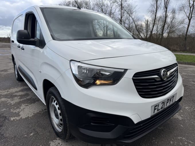 2025 Vauxhall Combo