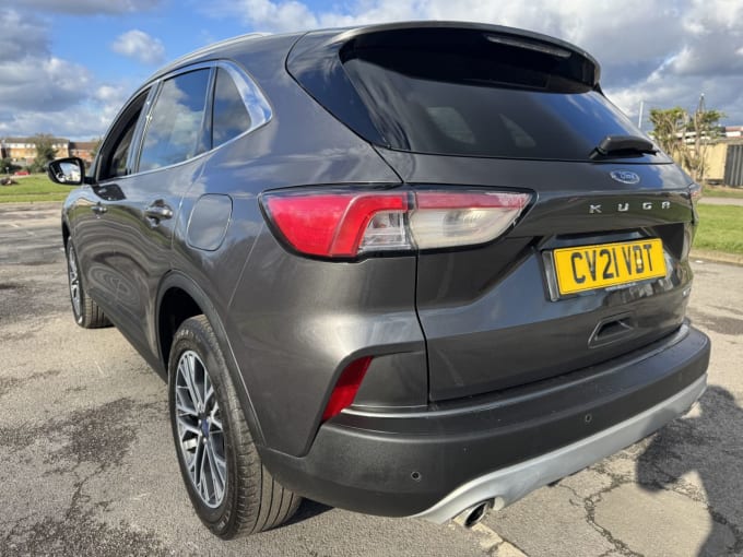 2025 Ford Kuga