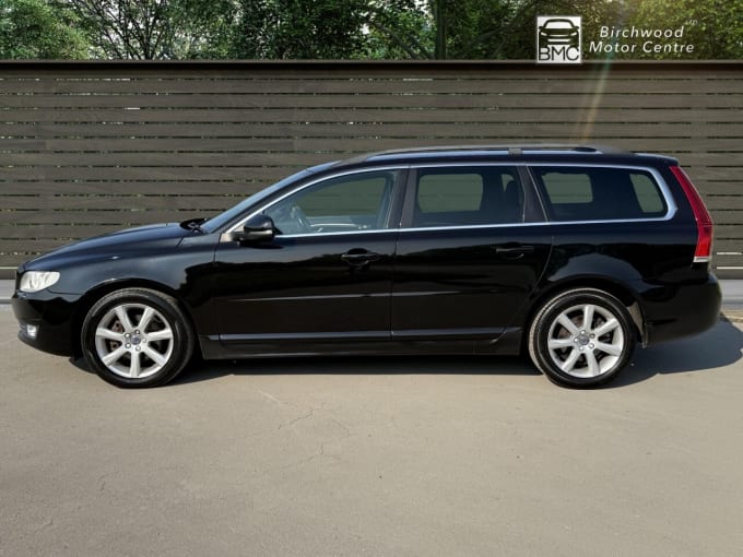 2025 Volvo V70