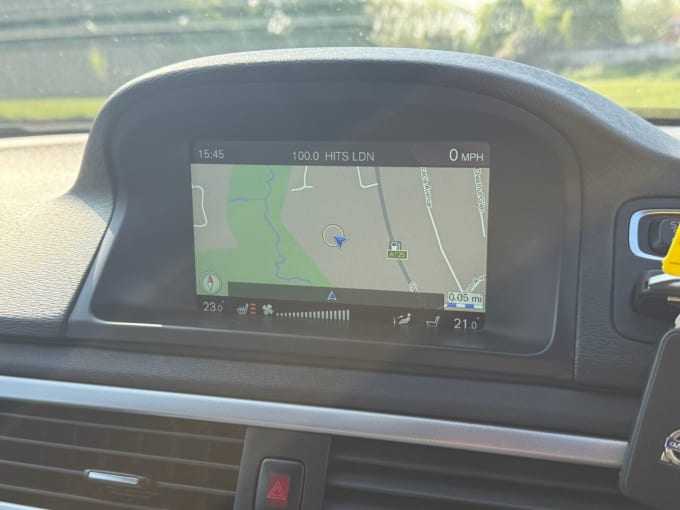 2025 Volvo V70