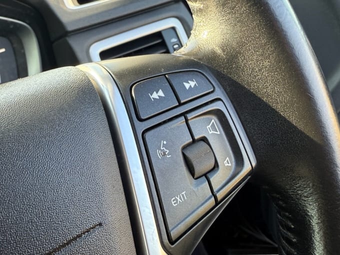 2025 Volvo V70