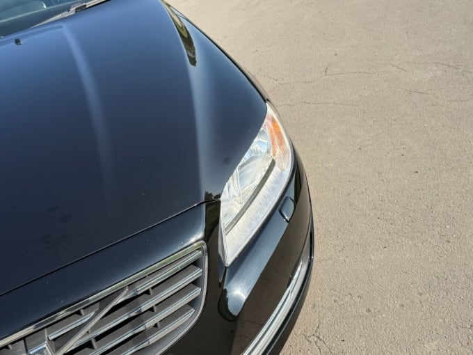 2025 Volvo V70