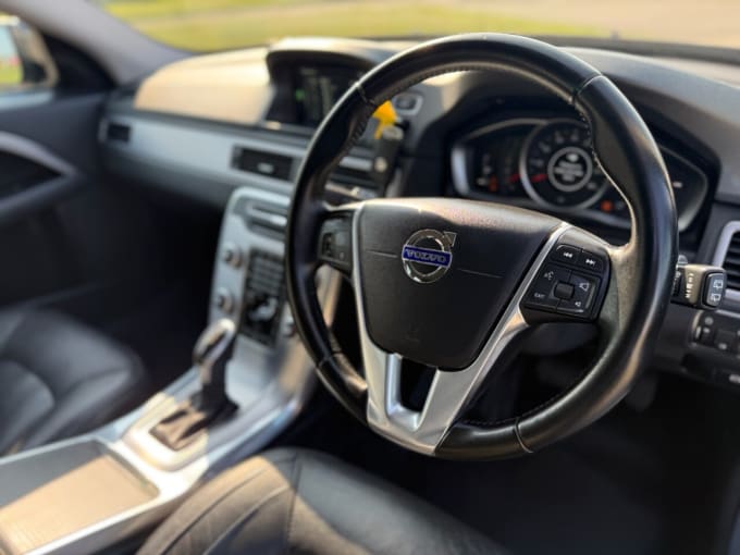 2025 Volvo V70