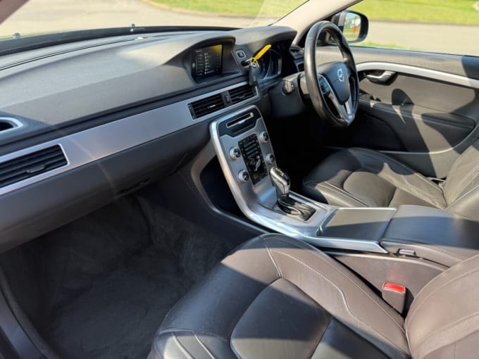 2025 Volvo V70