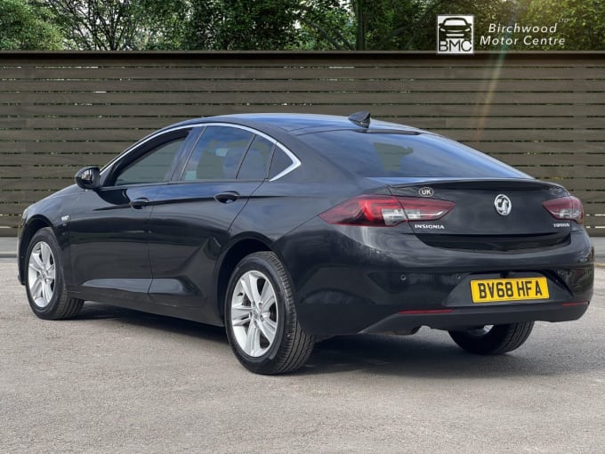 2025 Vauxhall Insignia