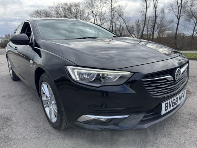 2025 Vauxhall Insignia