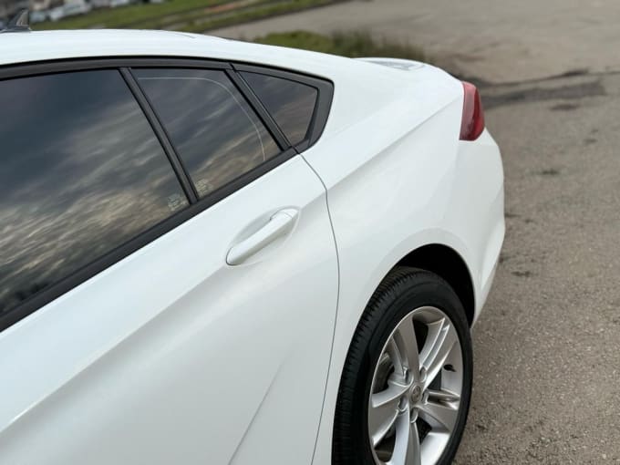 2025 Vauxhall Insignia