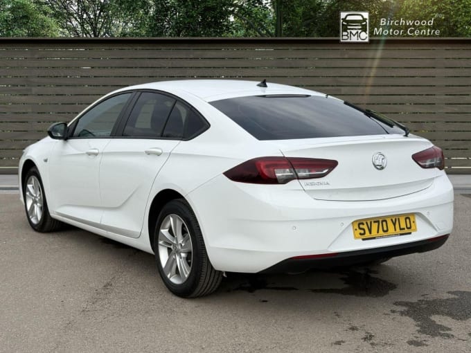 2025 Vauxhall Insignia