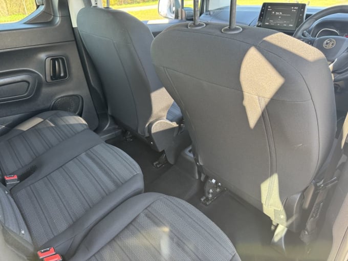 2025 Vauxhall Combo Life