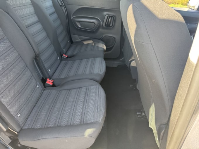 2025 Vauxhall Combo Life