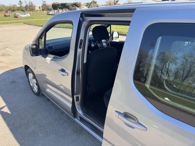2025 Vauxhall Combo Life