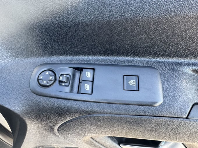 2025 Vauxhall Combo Life