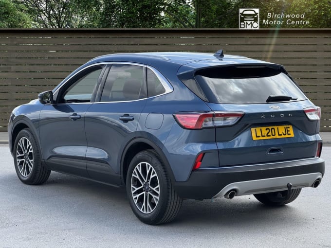2025 Ford Kuga