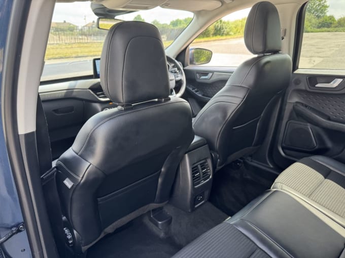 2025 Ford Kuga