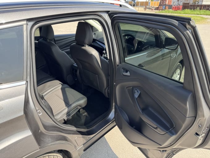 2025 Ford Kuga