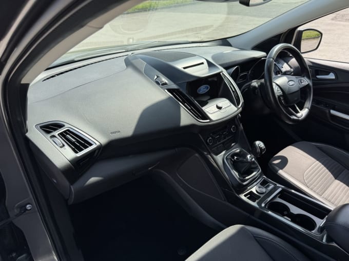 2025 Ford Kuga