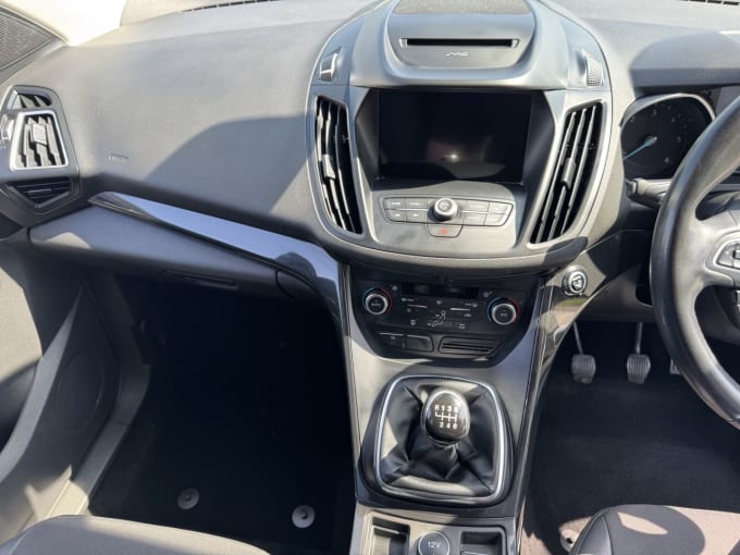 2025 Ford Kuga