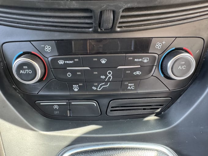 2025 Ford Kuga