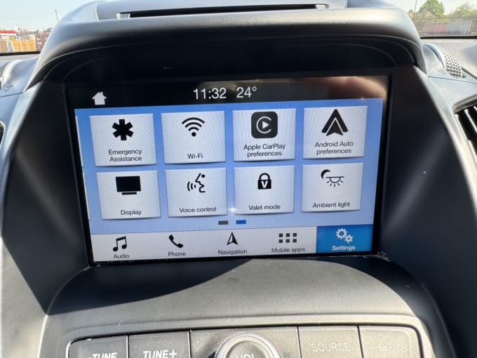 2025 Ford Kuga