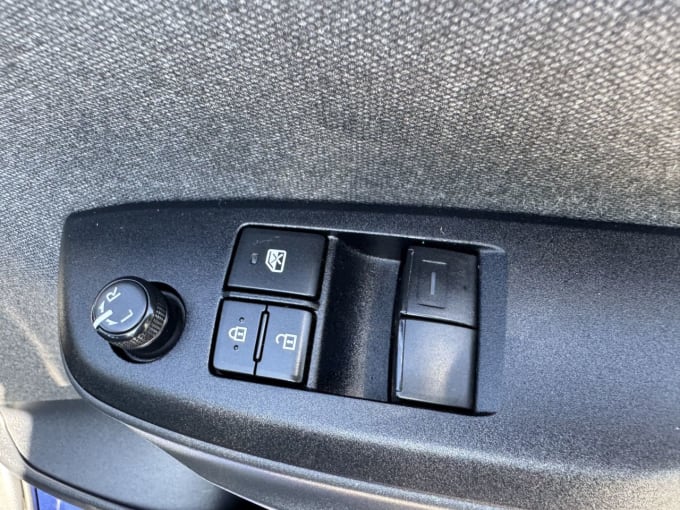 2025 Toyota Yaris