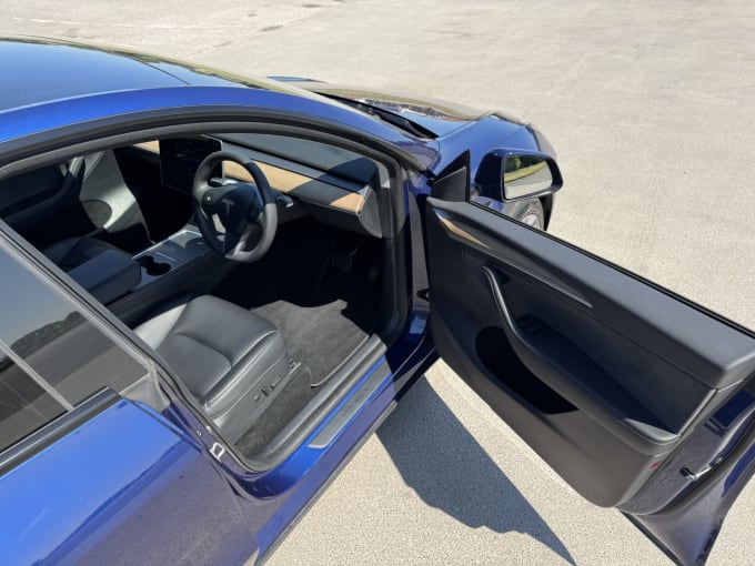 2025 Tesla Model Y