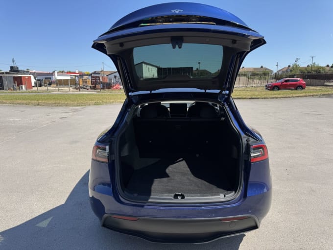 2025 Tesla Model Y