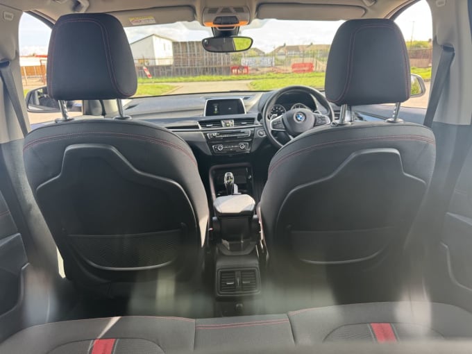 2025 BMW X1