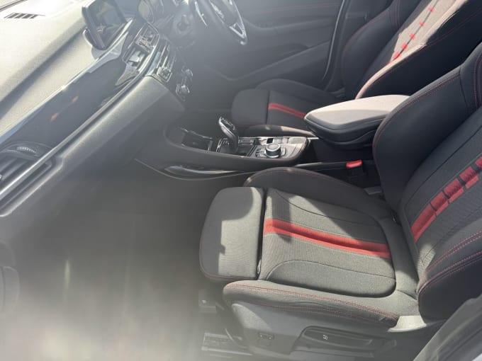 2025 BMW X1