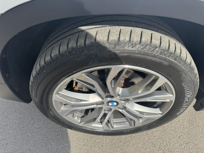 2025 BMW X1