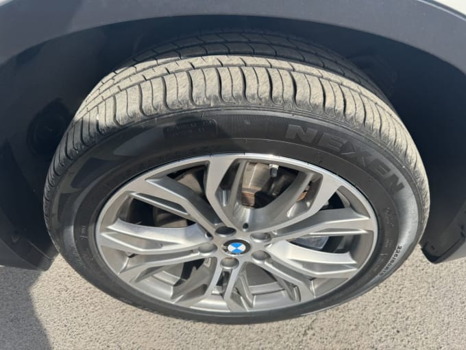 2025 BMW X1