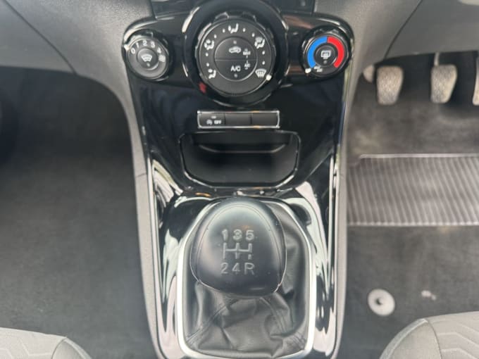 2025 Ford Fiesta