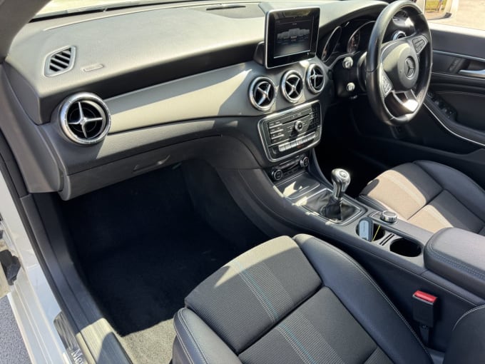2025 Mercedes-benz Cla