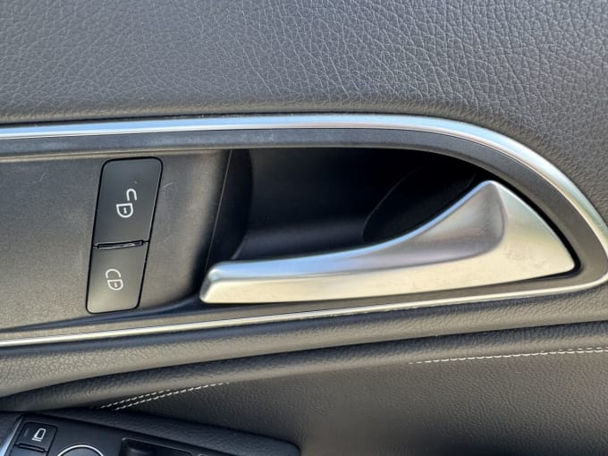 2025 Mercedes-benz Cla