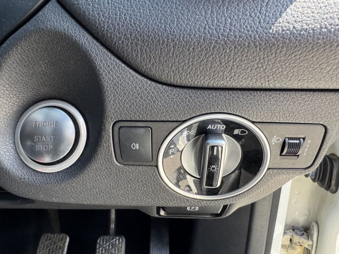 2025 Mercedes-benz Cla