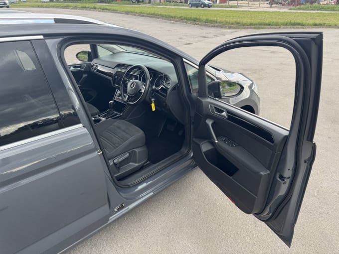 2025 Volkswagen Touran