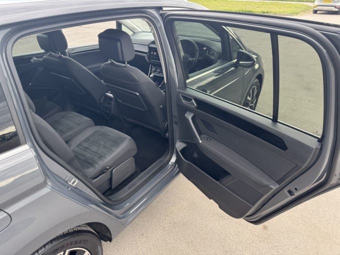 2025 Volkswagen Touran