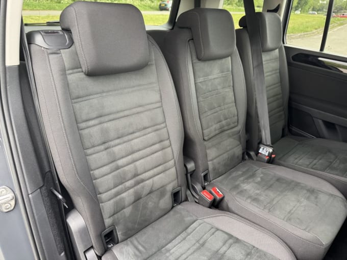2025 Volkswagen Touran