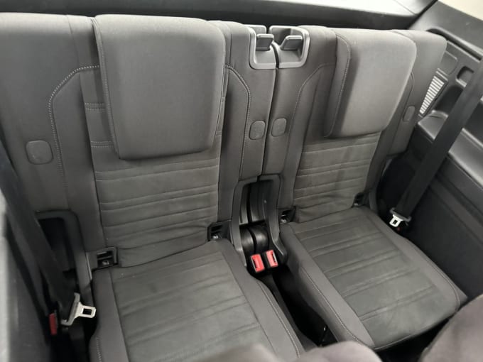 2025 Volkswagen Touran